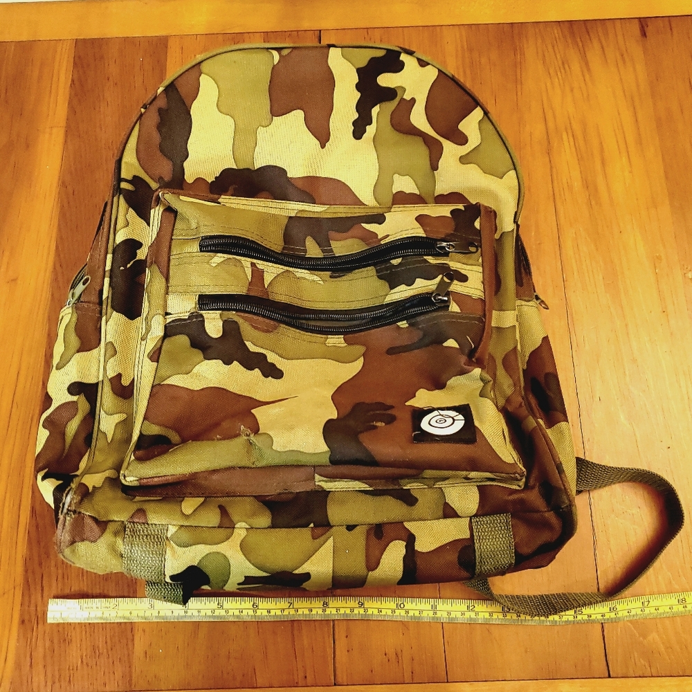 Little Kids 13x18x6" Camo Camouflage Backpack Boys Girls Water Resistant CLEAN